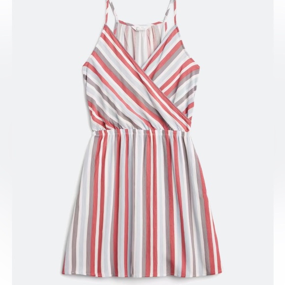 Market & Spruce Red and White Tiered Wrap Sundress size medium. - Picture 4 of 11